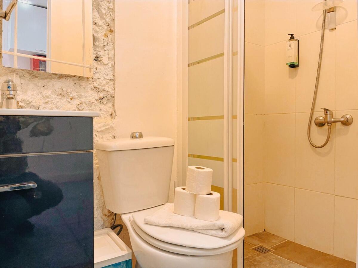Charming Local Flat Near Sao Bento Palace *