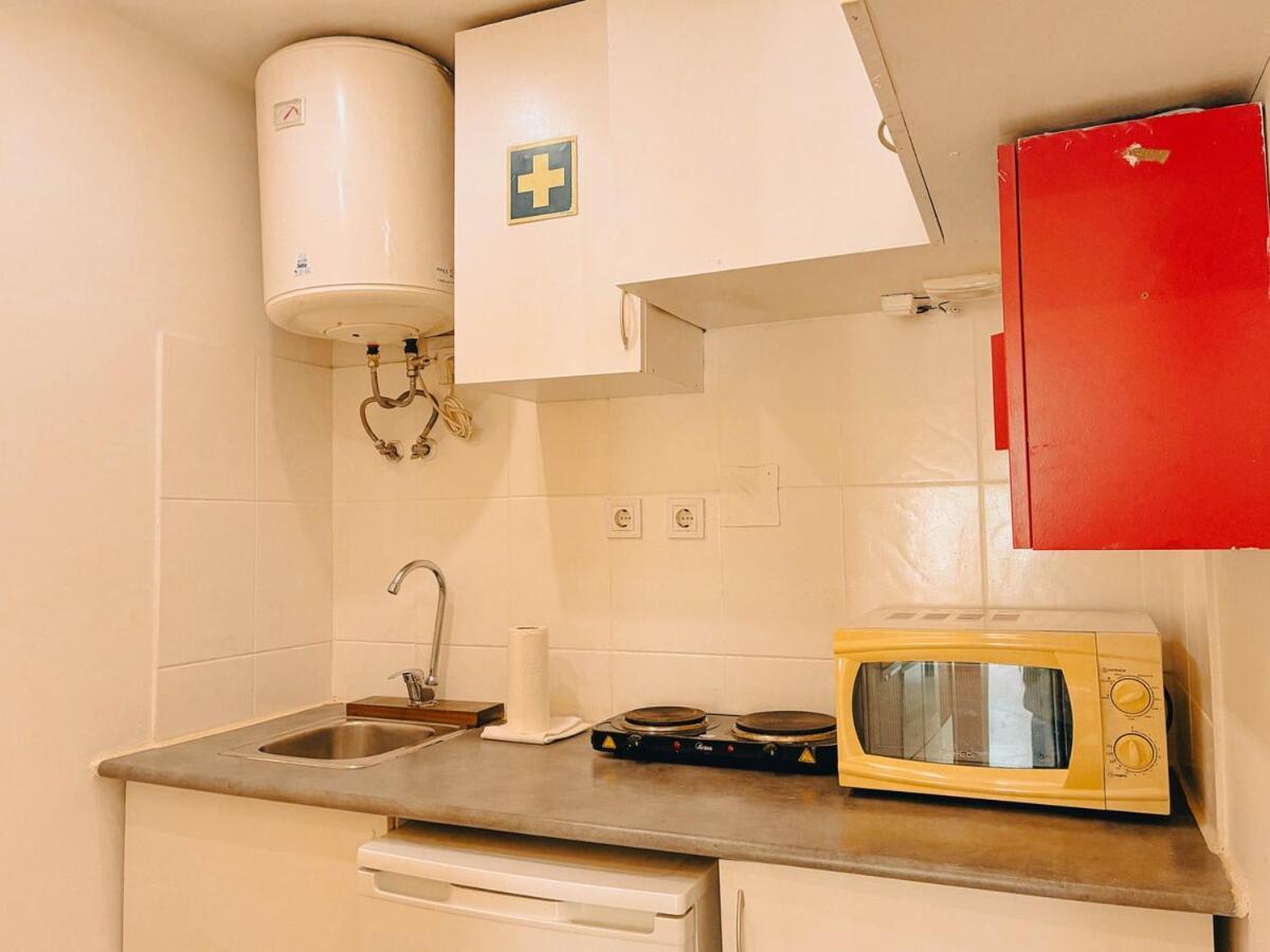Charming Local Flat Near Sao Bento Palace Lissabon