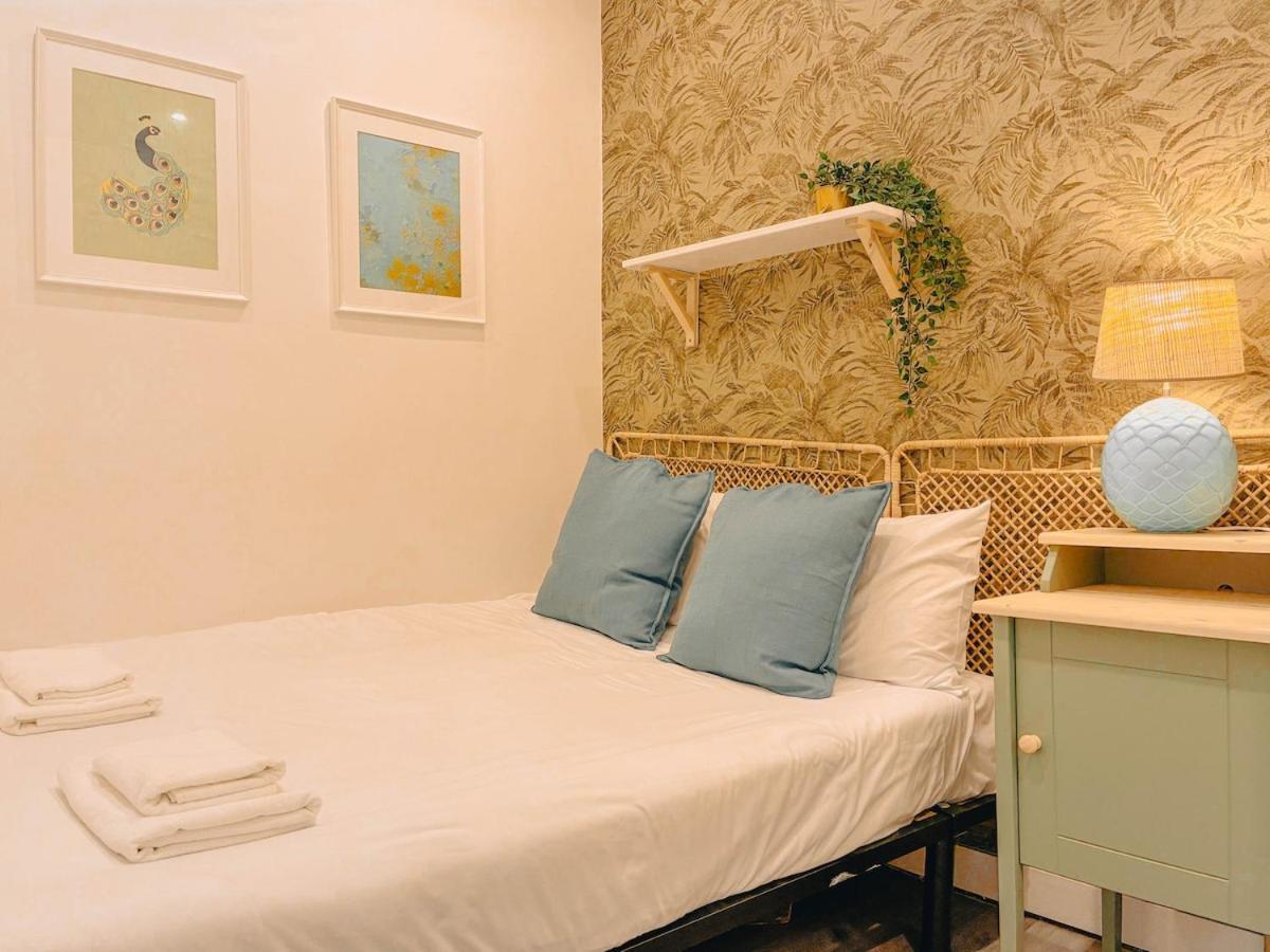 Apartment Charming Local Flat Near Sao Bento Palace